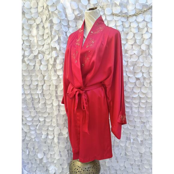 VTG VICTORIA’s SECRET COLLECTION Small Red Satin Embroidered Kimono Robe Holiday - Picture 1 of 15